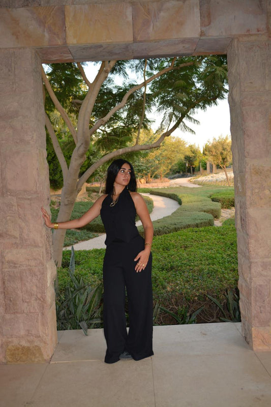 The Sculpted Halter Flow set